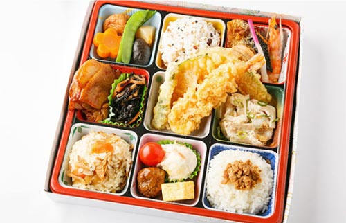 彩り9種幕の内弁当（海老の天ぷら）